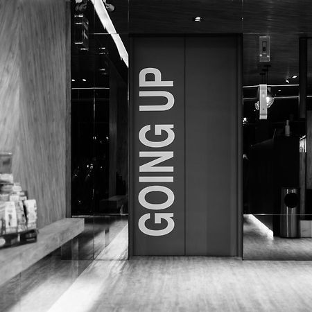Suites Contempo Mexico Extérieur photo The elevator at the entrance of the building